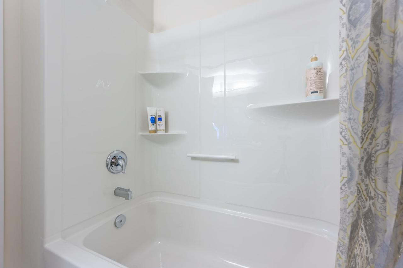 Luxury Townhouse Close To Fairview Casino In Niagara Falls Βίλα Εξωτερικό φωτογραφία