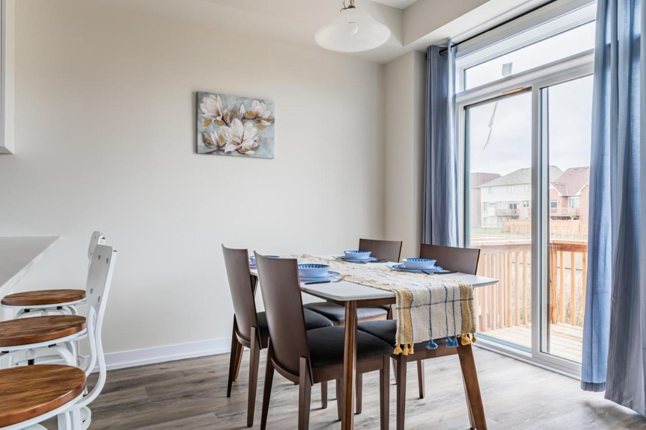 Luxury Townhouse Close To Fairview Casino In Niagara Falls Βίλα Εξωτερικό φωτογραφία