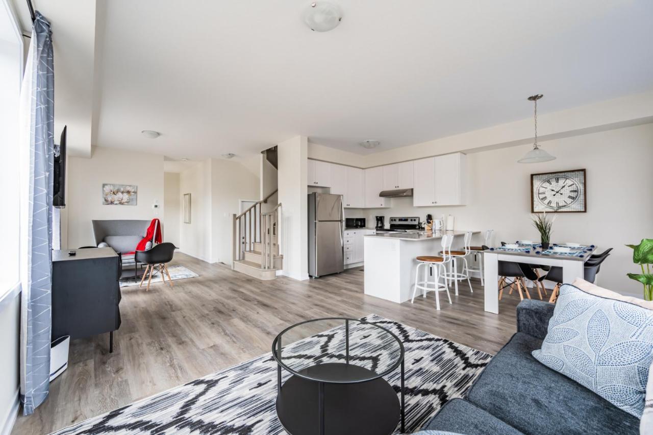 Luxury Townhouse Close To Fairview Casino In Niagara Falls Βίλα Εξωτερικό φωτογραφία