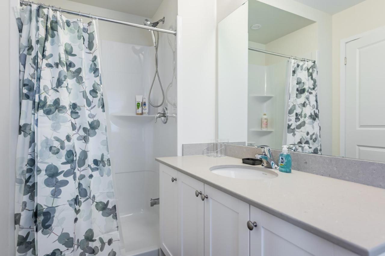 Luxury Townhouse Close To Fairview Casino In Niagara Falls Βίλα Εξωτερικό φωτογραφία