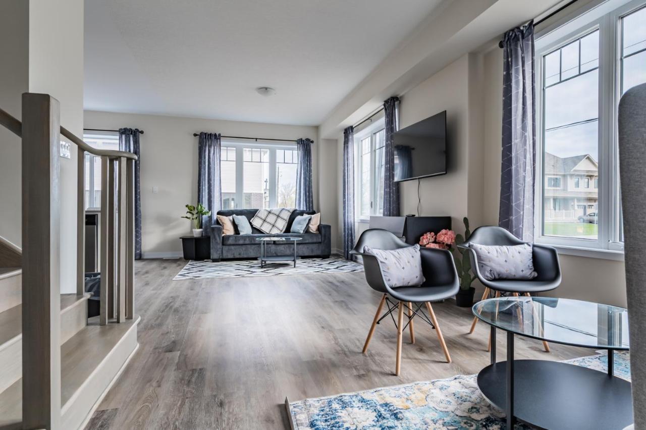 Luxury Townhouse Close To Fairview Casino In Niagara Falls Βίλα Εξωτερικό φωτογραφία