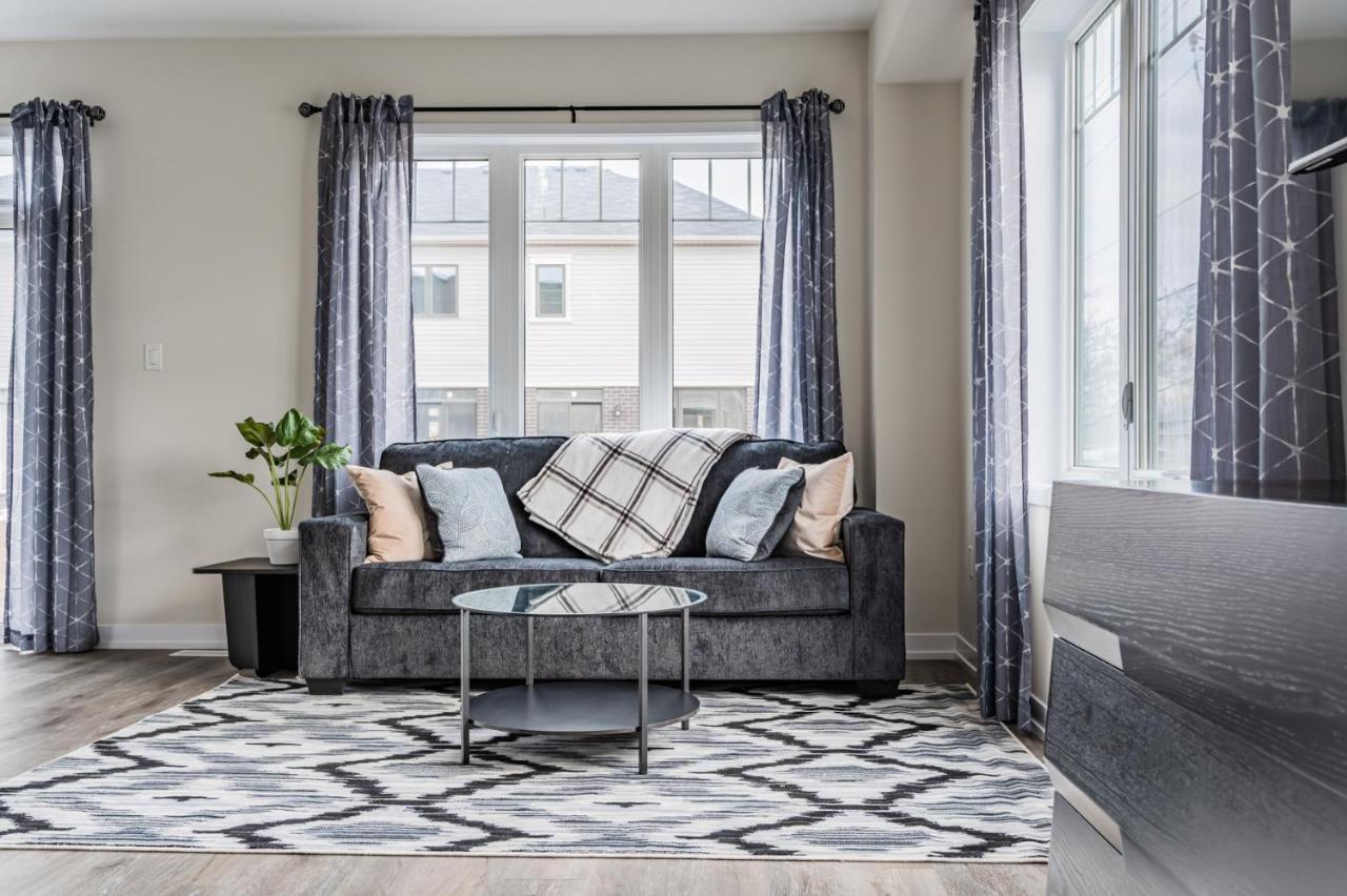 Luxury Townhouse Close To Fairview Casino In Niagara Falls Βίλα Εξωτερικό φωτογραφία