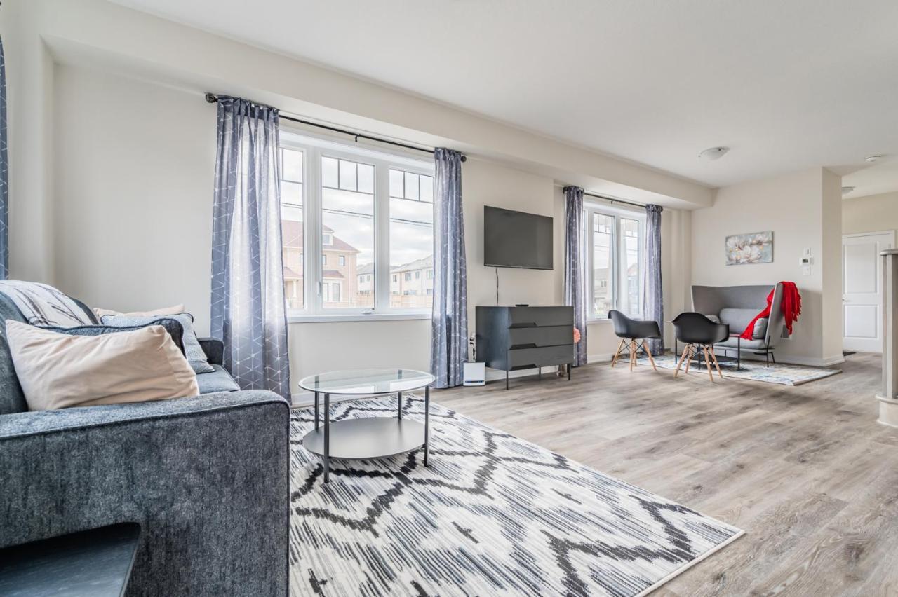 Luxury Townhouse Close To Fairview Casino In Niagara Falls Βίλα Εξωτερικό φωτογραφία